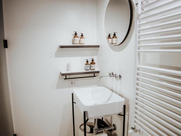 Cà Bèla - Porta Romana : photo 10 de la chambre chambre double avec salle de bains privative