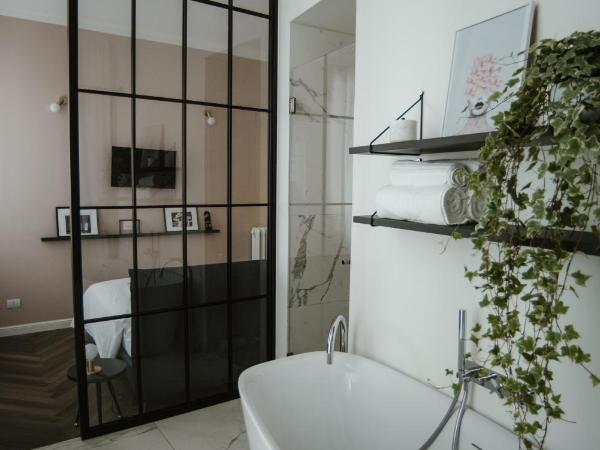 Cà Bèla - Porta Romana : photo 7 de la chambre chambre double deluxe avec baignoire