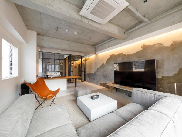 Hotel Mei Fukuoka Tenjin : photo 4 de la chambre appartement de grand standing avec balcon