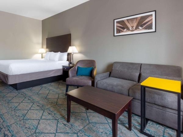La Quinta by Wyndham Columbus West - Hilliard : photo 3 de la chambre chambre lit king-size avec canapé-lit