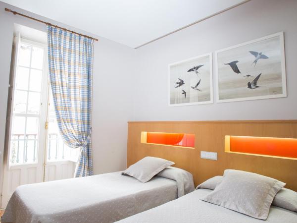 Casa Celsa-Barbantes : photo 6 de la chambre chambre lits jumeaux