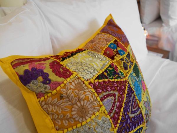 Hotel Boutique Dawat WTC : photo 3 de la chambre chambre lits jumeaux deluxe