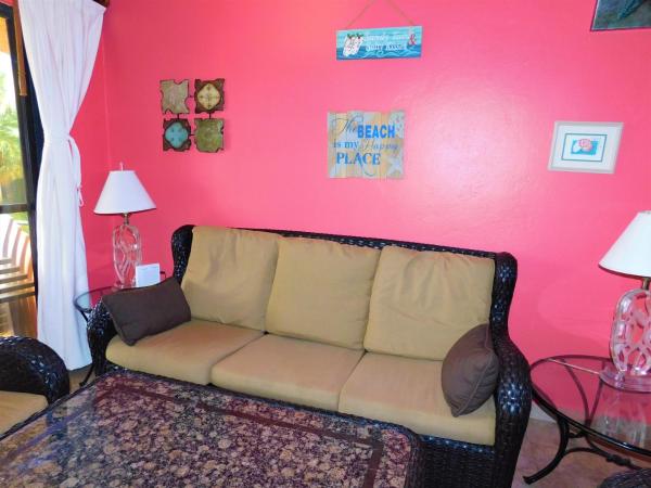 Nautibeach Beach Front Condos in North Beach : photo 1 de la chambre chambre attribuée à l'arrivée