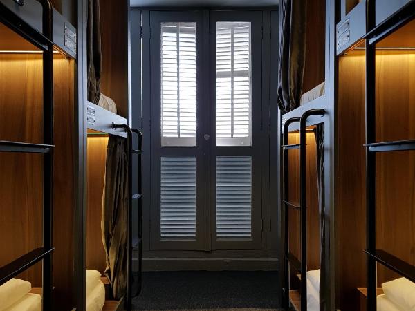 Wink at McCallum Street : photo 6 de la chambre chambre privée de 12 capsules simples