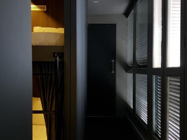 Wink at McCallum Street : photo 10 de la chambre capsule simple dans dortoir pour hommes de 12 capsules