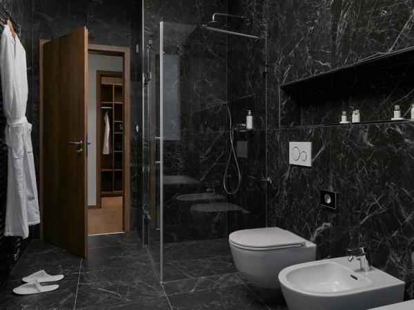 Hotel Passage : photo 4 de la chambre suite avec jacuzzi