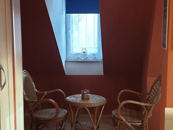 Gasthaus Pavillon : photo 8 de la chambre chambre double standard avec salle de bains commune