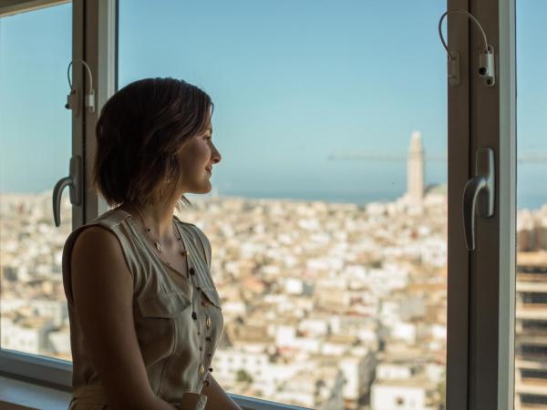 Novotel Casablanca City Center : photo 7 de la chambre chambre supérieure - 1 lit queen-size et canapé