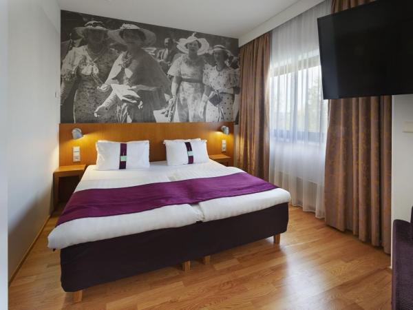 Holiday Inn Helsinki-Vantaa Airport, an IHG Hotel : photo 2 de la chambre chambre lit king-size premium