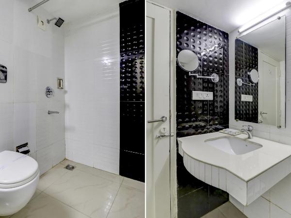 Hotel Luciya : photo 1 de la chambre chambre familiale