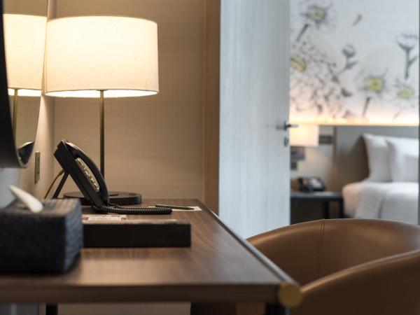 Sivatel Bangkok Hotel : photo 8 de la chambre suite familiale 2 chambres - chrysanthème