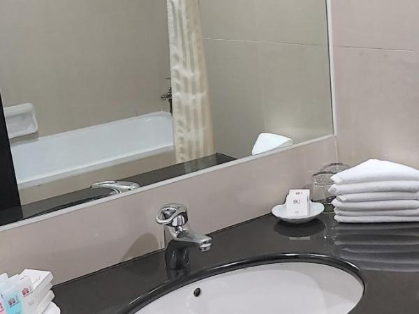 Hotel Royal : photo 4 de la chambre chambre double premier