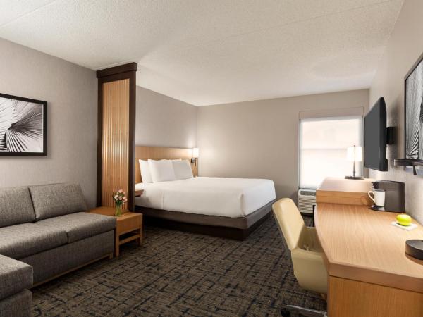 Hyatt Place Tucson Central : photo 4 de la chambre chambre lit king-size avec canapé-lit