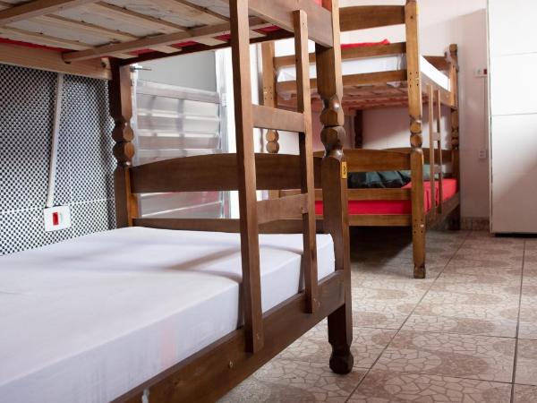 Hostel Calábria na Vila Madalena junto a alegria da Vila : photo 7 de la chambre lit dans dortoir mixte de 8 lits