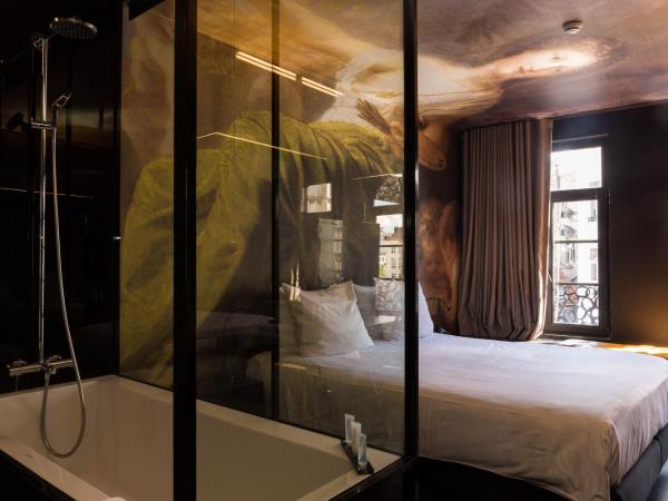 HotelO Kathedral : photo 7 de la chambre chambre double de luxe avec climatisation - vue sur cathédrale