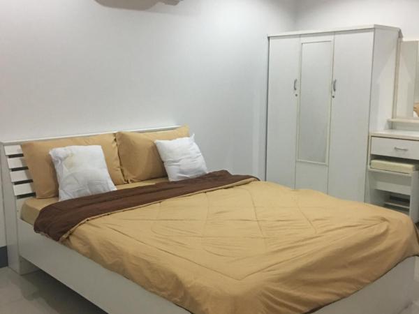 Kaewchantra Mansion : photo 1 de la chambre chambre double standard