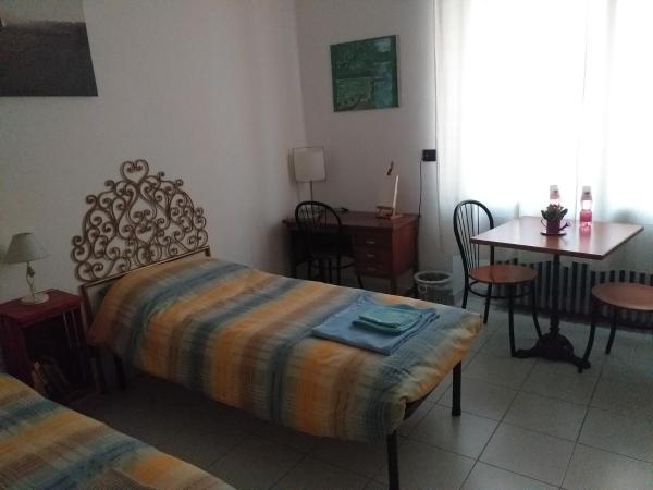 B&Bvintage5bis : photo 8 de la chambre chambre lits jumeaux avec toilettes communes