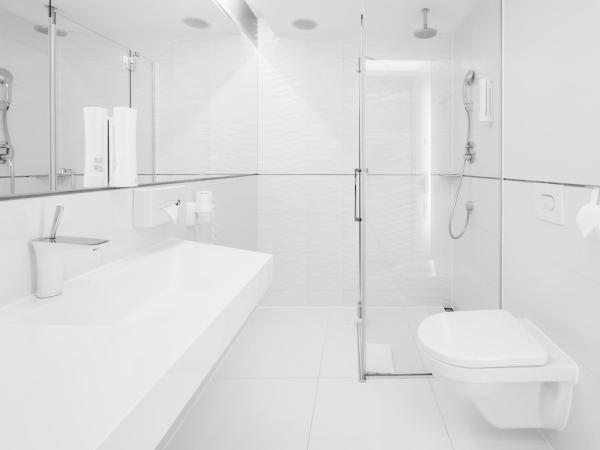 Ultra Marine by Zdrojowa : photo 8 de la chambre deluxe apartment with side sea view