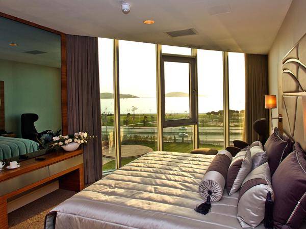 Cevahir Hotel Istanbul Asia : photo 1 de la chambre suite présidentielle - vue sur les Îles des princes