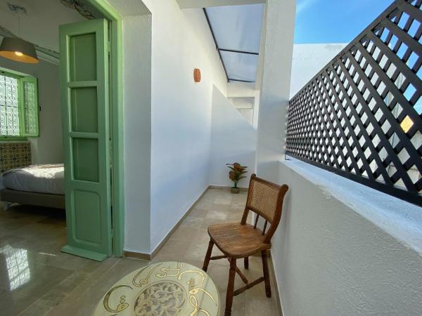 Dar El Kif - La Marsa : photo 10 de la chambre chambre double deluxe avec balcon