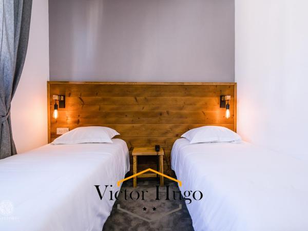 Hôtel Victor Hugo Lorient : photo 2 de la chambre chambre lits jumeaux avec douche 