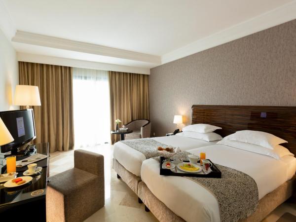 Occidental Lac Tunis : photo 2 de la chambre chambre double standard