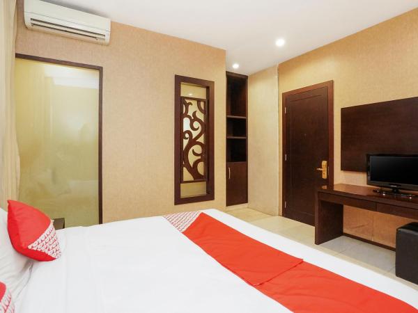 Collection O 252 Istana Permata Ngagel : photo 6 de la chambre chambre double standard