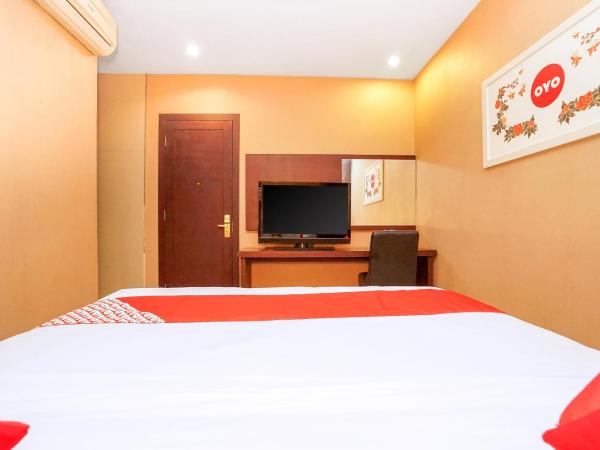 Collection O 252 Istana Permata Ngagel : photo 4 de la chambre suite deluxe