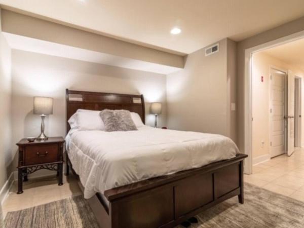 Beautiful Lux 4 Bedroom*Near PENN/CHOP*Roof Deck : photo 7 de la chambre maison 4 chambres