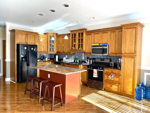 Alina & Fanny - Philadelphia 1210 Mt Vernon St : photo 8 de la chambre chambre lit queen-size