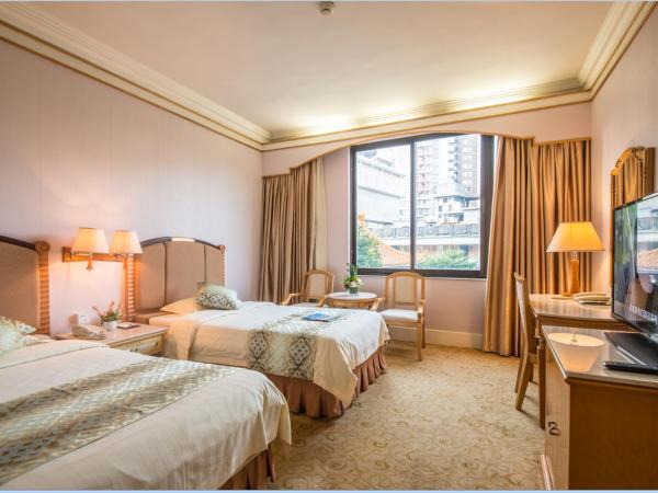 Panyu Hotel : photo 2 de la chambre lianfeng building standard twin room
