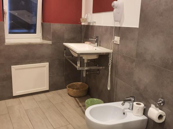 B&B Ponticello : photo 8 de la chambre chambre triple supérieure