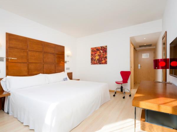Hotel Zentral Ave : photo 2 de la chambre chambre lit king-size premium (2 adultes)