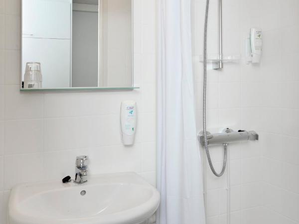 Hotel Nuuksio - Conferences and events : photo 8 de la chambre chambre lits jumeaux standard