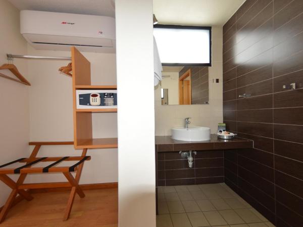 Centro 19 Hotel : photo 7 de la chambre chambre familiale (6 adultes)