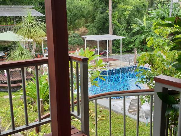 Takaidao Vintage Home : photo 5 de la chambre chambre triple - vue sur la piscine