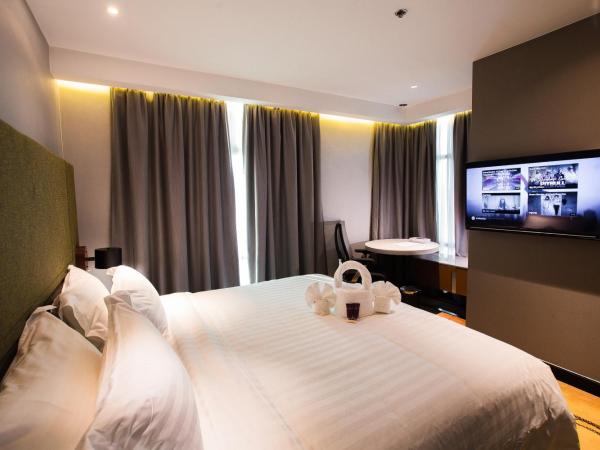 King Park Hotel Kota Kinabalu : photo 5 de la chambre chambre lit king-size exécutive