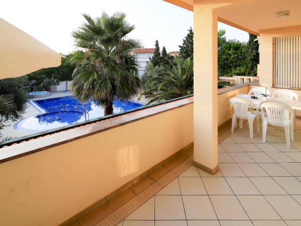 Resort Trcol : photo 1 de la chambre appartement - vue sur mer