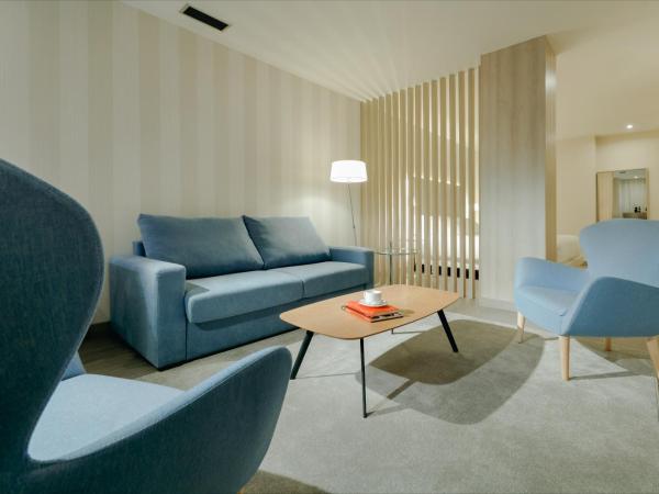 Hesperia A Coruña Centro : photo 4 de la chambre suite junior