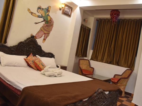 The Kutumb Villa - A Heritage Home Stay : photo 2 de la chambre chambre double