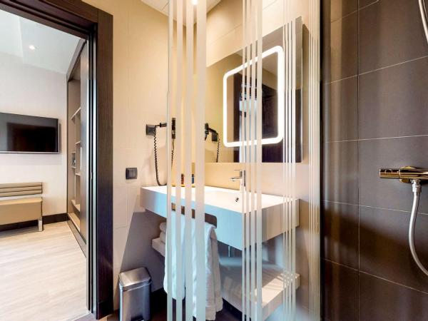 Novotel Madrid Center : photo 3 de la chambre chambre supérieure lit queen-size