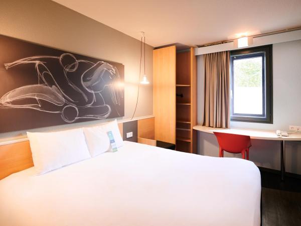 ibis Lyon Gerland Musée des Confluences : photo 5 de la chambre chambre standard avec 1 lit double