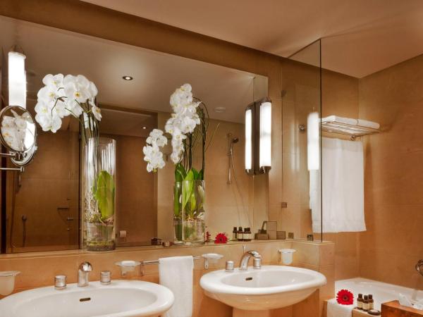 Mgallery Le Diwan Rabat : photo 3 de la chambre suite deluxe avec lit king-size