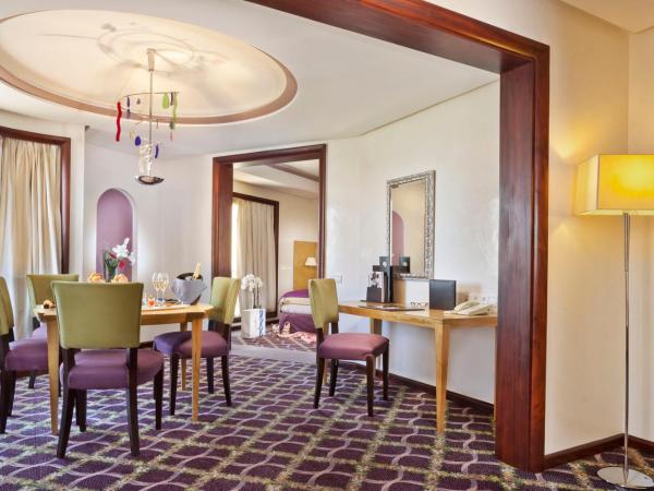 Mgallery Le Diwan Rabat : photo 2 de la chambre suite deluxe avec lit king-size