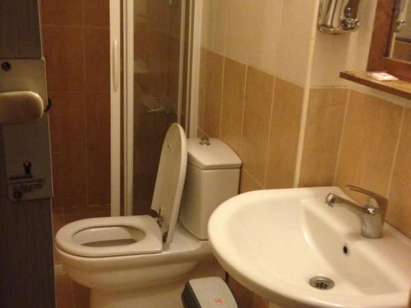 Pasha Motel : photo 2 de la chambre chambre triple standard - vue sur mer