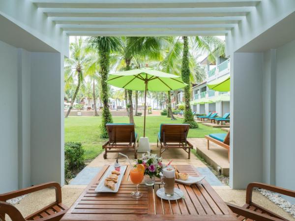 The Briza Beach Resort, Khao Lak SHA Extra Plus : photo 2 de la chambre hébergement de luxe avec jardin et terrasse