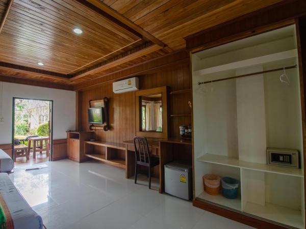 Khum Laanta Resort - SHA Extra Plus : photo 6 de la chambre bungalow de luxe lits jumeaux