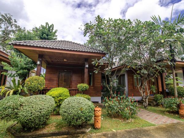 Khum Laanta Resort - SHA Extra Plus : photo 10 de la chambre bungalow de luxe lits jumeaux
