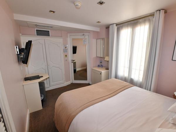 Hôtel de Provence : photo 3 de la chambre chambre double Économique sans balcon