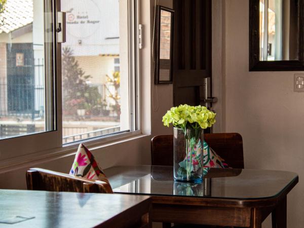 Hotel Posada De Roger : photo 7 de la chambre suite
